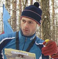 На старте Чемпионата Москвы (зима 2001)
Фото - Василия Десинова
E-mail: vasiliyd@crechet.ru